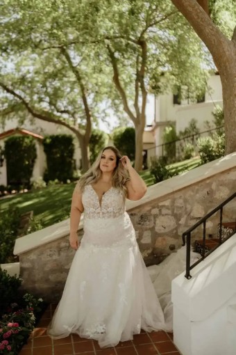 Stella York Lacey #14 thumbnail
