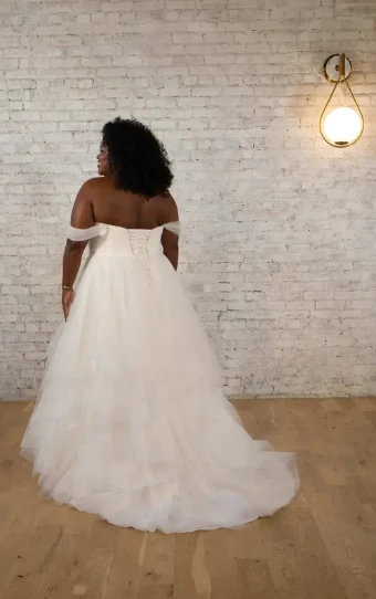 Stella York Every Body Every Bride Anais #1 thumbnail