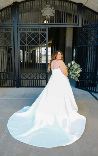Stella York Every Body Every Bride Caroline #8 thumbnail