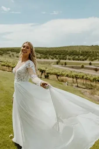 Stella York Every Body Every Bride Isla #5 thumbnail