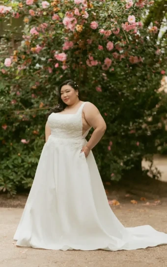 Stella York Every Body Every Bride Helena #6 thumbnail