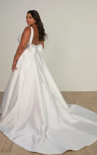 Stella York Every Body Every Bride Hannah #1 thumbnail