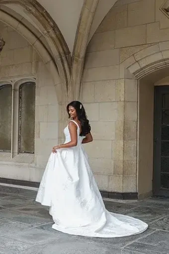 Essense of Australia Every Body Every Bride Alice #4 thumbnail