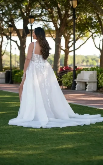 Essense of Australia Every Body Every Bride Bluebell #1 thumbnail