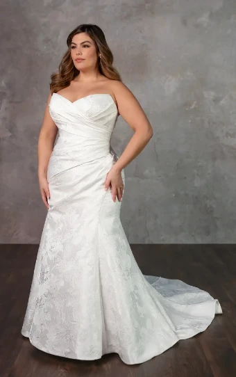 Essense of Australia Every Body Every Bride D4300+ #2 thumbnail