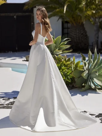 Love by Enzoani Emerald #2 thumbnail