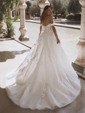 Enzoani Vogue Vogue #1 thumbnail