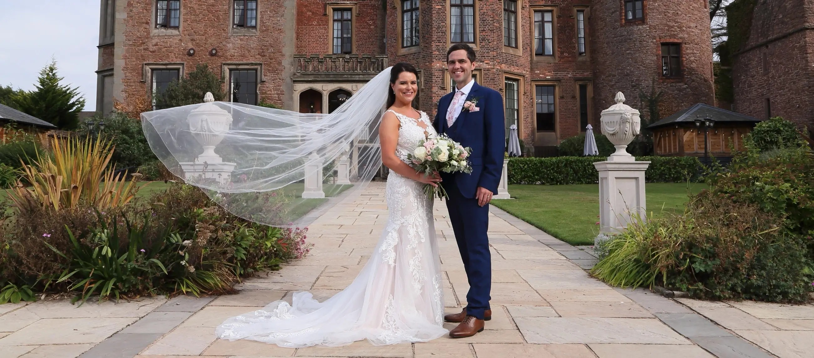 Melissa - An amazing wedding day at Rowton Castle. Desktop Image